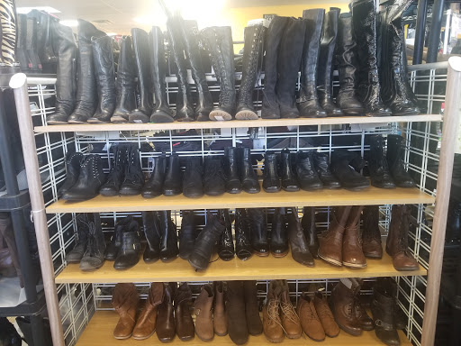 Consignment Shop «Second Glance Resale Shop», reviews and photos, 31252 Harper Ave, St Clair Shores, MI 48082, USA