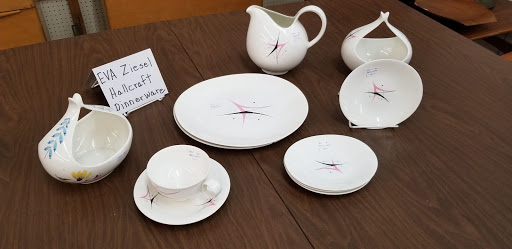 Shopping Mall «Melbourne Shopping Center», reviews and photos, 1355 S Babcock St, Melbourne, FL 32901, USA