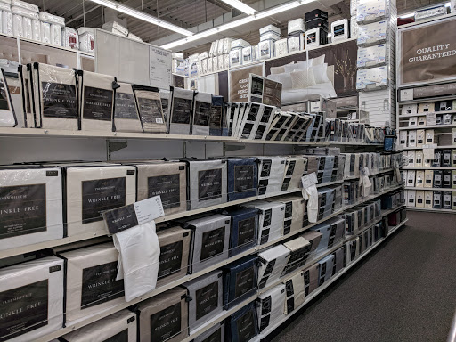 Shopping Mall «Ridgeway Shopping Center», reviews and photos, 2233 Summer St, Stamford, CT 06905, USA