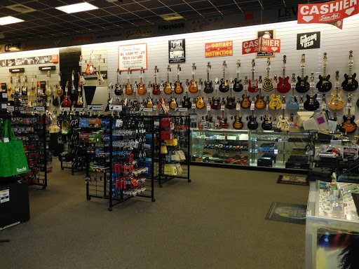 Musical Instrument Store «Sam Ash Music Stores», reviews and photos, 11805 Commons Dr, Cincinnati, OH 45246, USA