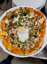 Pizza du Pizzeria Palma D'Oro à Nanterre - n°12