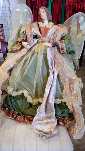 Thrift Store «Goodwill Store & Donation Center», reviews and photos, 28901 S Western Ave, Rancho Palos Verdes, CA 90275, USA