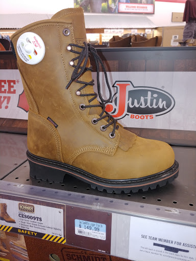 Clothing Store «Ross Dress for Less», reviews and photos, 1388 E Main St, Woodland, CA 95776, USA