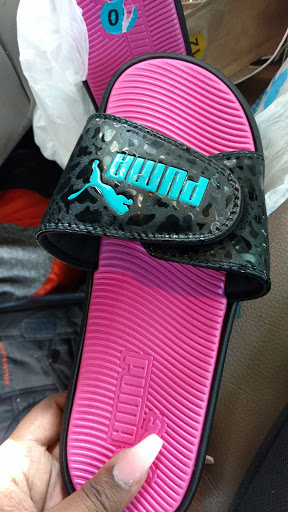 Clothing Store «Ross Dress for Less», reviews and photos, 1082 S Mt Vernon Ave, Colton, CA 92324, USA