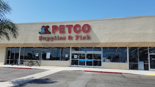 Petco Animal Supplies, 5961 Warner Ave, Huntington Beach, CA 92649, USA, 