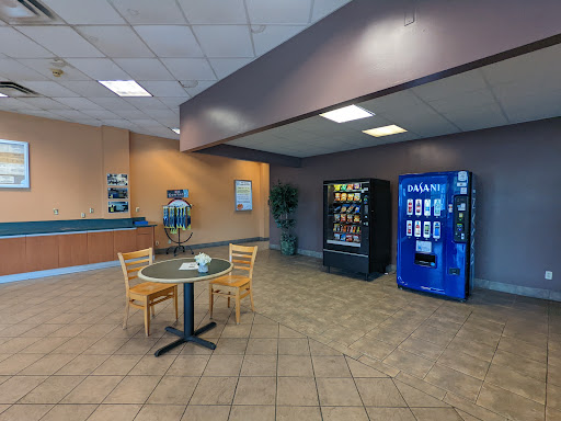 Car Wash «Car Spa Midtown», reviews and photos, 2801 Brazos St, Houston, TX 77006, USA