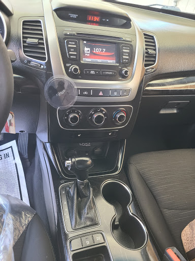 Car Detailing Service «Body Beautiful Carwash - Pacific Hwy», reviews and photos, 2045 Pacific Hwy, San Diego, CA 92101, USA