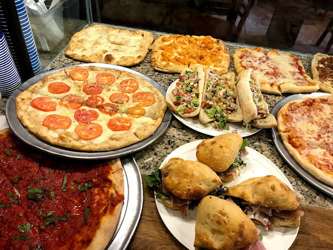 #1 best pizza place in Wilmington - Cafe Verdi