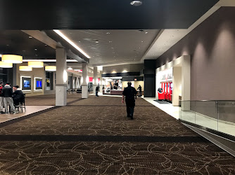 AMC DINE-IN Huntington Square 12