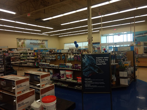 Pet Supply Store «Petco Animal Supplies», reviews and photos, 4665 Garth Rd #400, Baytown, TX 77521, USA