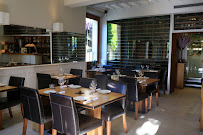 Atmosphère du Restaurant L'Oustalet à Gigondas - n°17