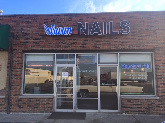 Swan Nails & Spa 60706