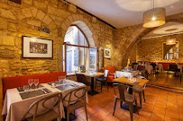 Atmosphère du Restaurant français Restaurant l'Entrepôte à Sarlat-la-Canéda - n°1