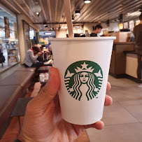 Plats et boissons du Café Starbucks aéroport Marseille Hall 1 à Marignane - n°15