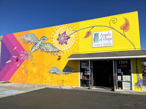 Thrift Store «Angels of Hope Thrift Store», reviews and photos, 1309 10th St, Arcata, CA 95521, USA