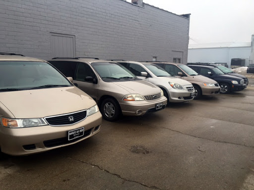 Used Car Dealer «Hawkeye Car Credit», reviews and photos, 301 1st Ave E, Newton, IA 50208, USA