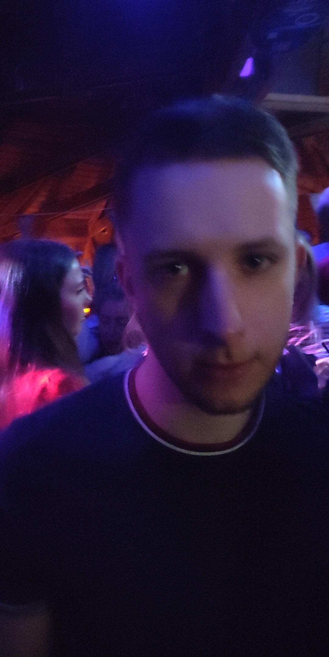 Photo n° 1 de l'avis de James.e fait le 09/04/2019 à 01:26