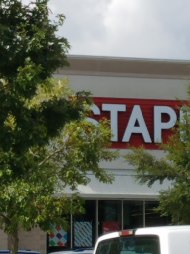 Staples, 1626 W Orange Blossom Trail, Apopka, FL 32712, USA, 