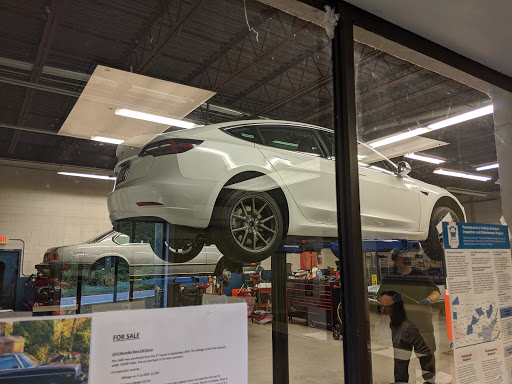 Car Repair and Maintenance «Rex Carle Automotive - Bosch Car Service», reviews and photos, 291 Norwood Rd, Downingtown, PA 19335, USA