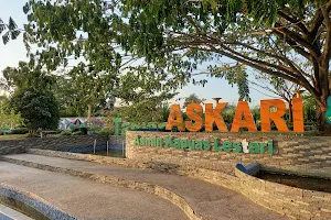Taman Askari image
