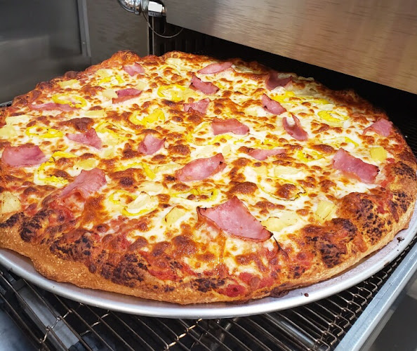 #7 best pizza place in Traverse City - West Side Beverage