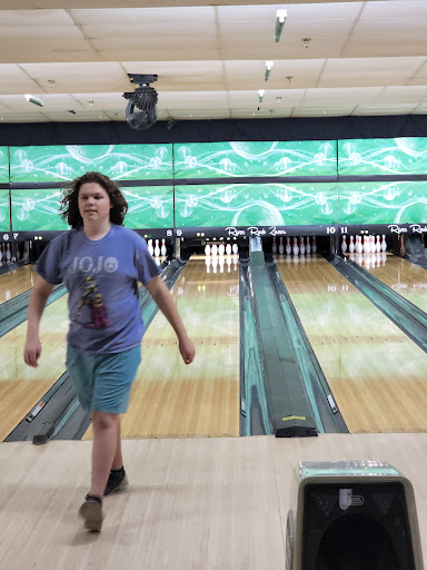 Bowling Alley «River Rock Lanes and Banquet Center», reviews and photos, 1011 N Rd, Ishpeming, MI 49849, USA