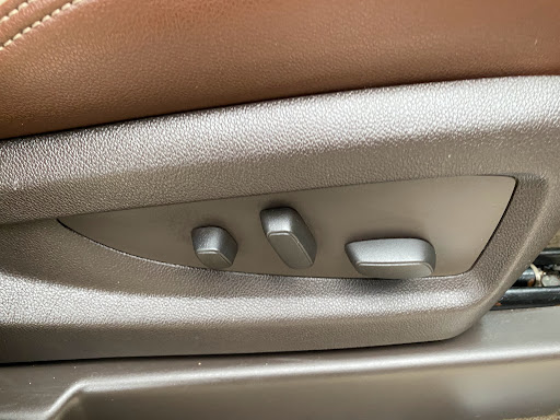 Car Dealer «Midwest Motors», reviews and photos, 7715 W 10th St, Indianapolis, IN 46214, USA