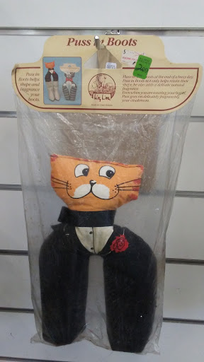 Thrift Store «Urban Renewals», reviews and photos, 122 Brighton Ave, Boston, MA 02134, USA