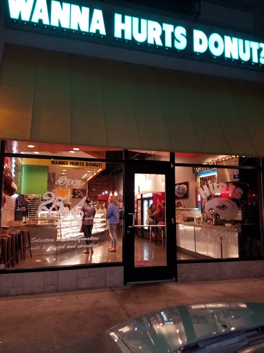 Donut Shop «Hurts Donut», reviews and photos, 1111 E Republic Rd #164, Springfield, MO 65807, USA