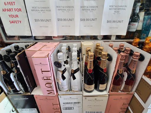 Wine Store «Wine & Spirits», reviews and photos, 543 River Rd, Edgewater, NJ 07020, USA