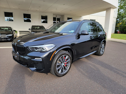 BMW Dealer «Thompson BMW», reviews and photos