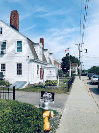 Rug Decor LLC - Photo 4 - Car repair in Mystic, CT, Norwich