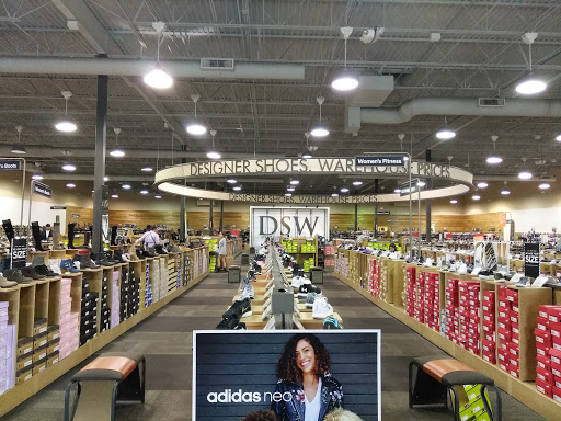 Shoe Store «DSW Designer Shoe Warehouse», reviews and photos, 3665 Washtenaw Ave, Ann Arbor, MI 48104, USA