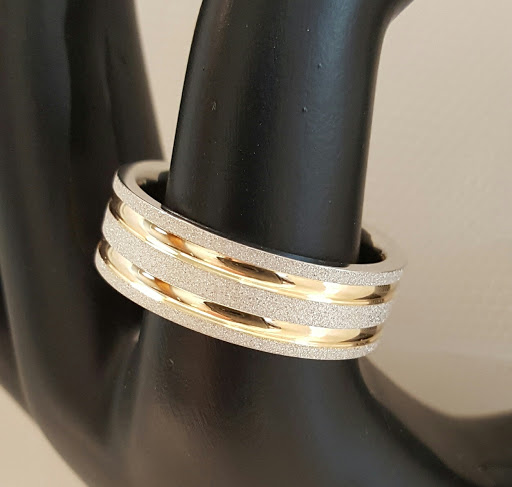 Jewelry Designer «Rocky Mountain Jewelers», reviews and photos, 1745 Shea Center Dr, Highlands Ranch, CO 80129, USA