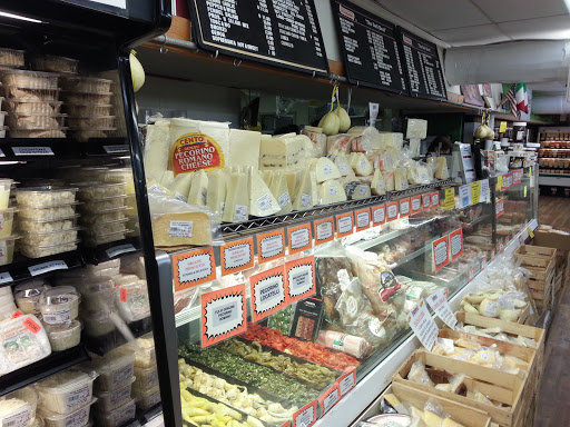 Market «Bagliani’s Food Market», reviews and photos, 417 12th St, Hammonton, NJ 08037, USA