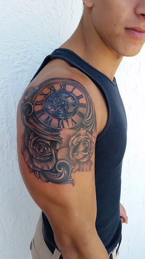 Beauty Salon «Karisma Full Service Beauty Salon», reviews and photos, 1096 Commercial Way, Spring Hill, FL 34606, USA