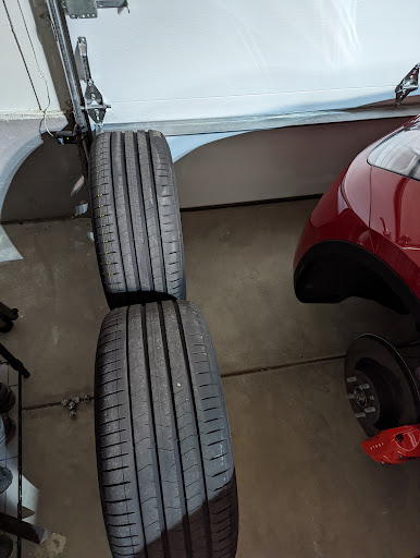 Tire Shop «Discount Tire Store - Westminster, CO», reviews and photos, 7401 W 92nd Ave, Westminster, CO 80021, USA