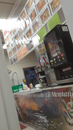 Grocery Store «Super Mercado La Montana», reviews and photos, 1905 Mountain View Ln # 100, Forest Grove, OR 97116, USA