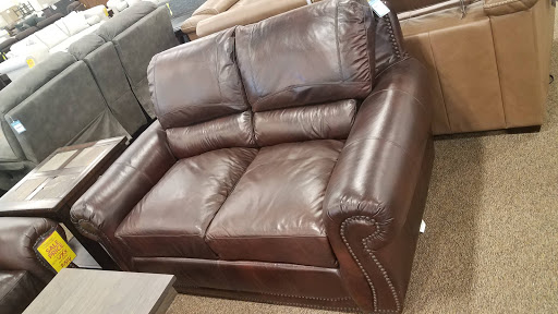 Furniture Store «Raymour & Flanigan Furniture and Mattress Store», reviews and photos, 538 Boston Post Rd, Orange, CT 06477, USA