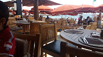 Atmosphère du Restaurant français Plage Le Colombier à Antibes - n°12