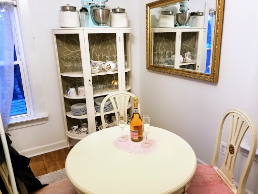 Vintage Clothing Store «Muse Atelier», reviews and photos, 5150 W Michigan Ave, Ypsilanti, MI 48197, USA