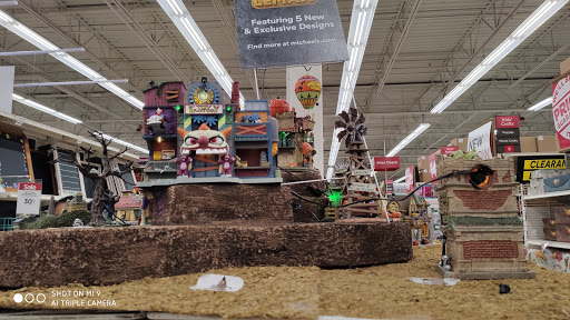 Craft Store «Michaels», reviews and photos, 1420 E Golf Rd, Schaumburg, IL 60173, USA