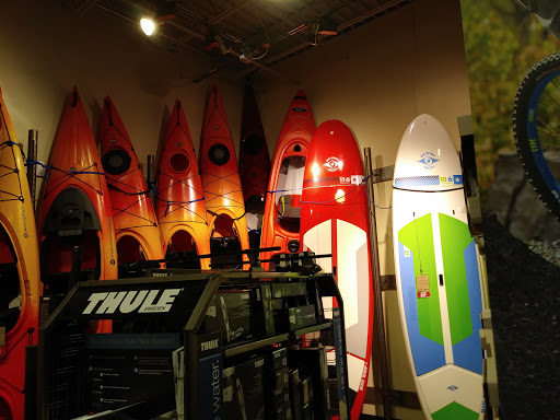 Outdoor Sports Store «Eastern Mountain Sports», reviews and photos, 3349 Monroe Ave, Rochester, NY 14618, USA