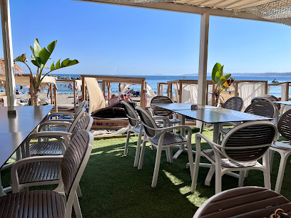 Lolailo Beach Bar - Playa del Cristo, s/n, 29680 Estepona, Málaga, Spain
