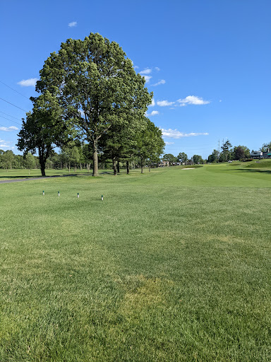 Golf Course «Wheatley Hills Golf Club», reviews and photos, 147 E Williston Ave, East Williston, NY 11596, USA