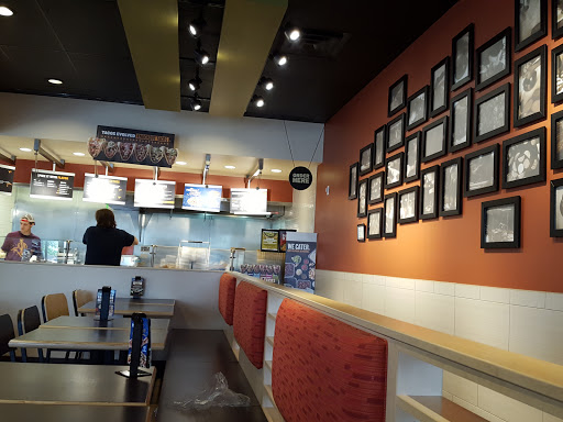 Mexican Restaurant «QDOBA Mexican Eats», reviews and photos, 1665 N National Rd, Columbus, IN 47201, USA