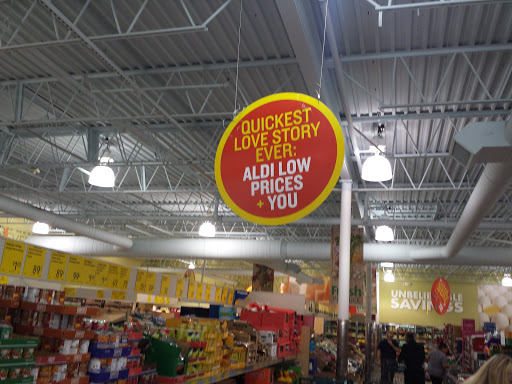 Supermarket «ALDI», reviews and photos, 3057 NJ-35, Hazlet, NJ 07730, USA