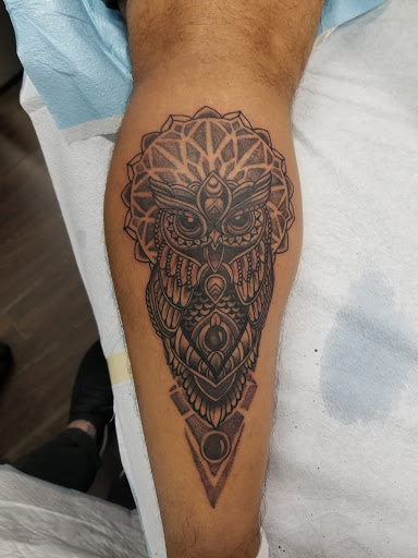 Explore animal tattoo ideas for guys, creative tattoo ideas in Washington, available at Tattoo Paradise