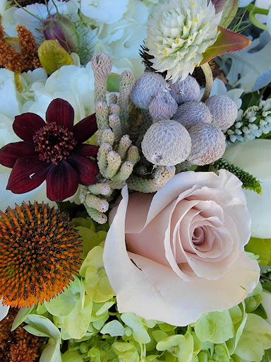 Florist «Misaghi Design . Orinda Florist», reviews and photos, 99 Brookwood Rd, Orinda, CA 94563, USA