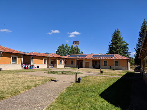 Nubra Base Camp. Vegaquemada, León, Albergue en Vegaquemada,León